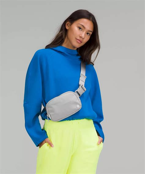 lululemon everywhere belt bag discontinued|lululemon everywhere belt bag sherpa.